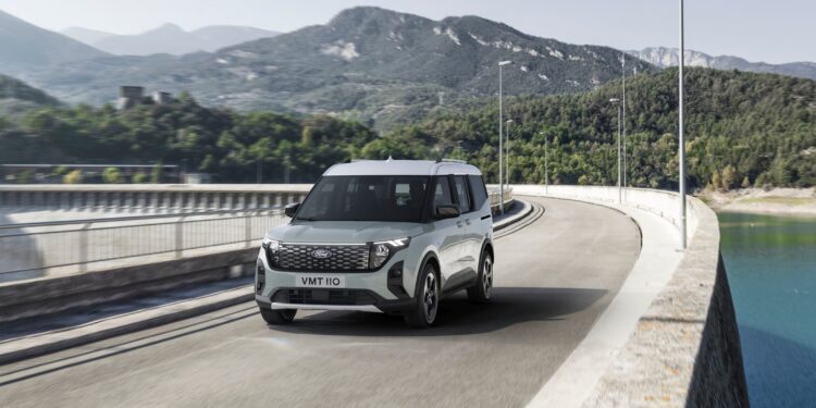 Το E-Tourneo Courier εμπλουτίζει τη γκάμα των βαν!