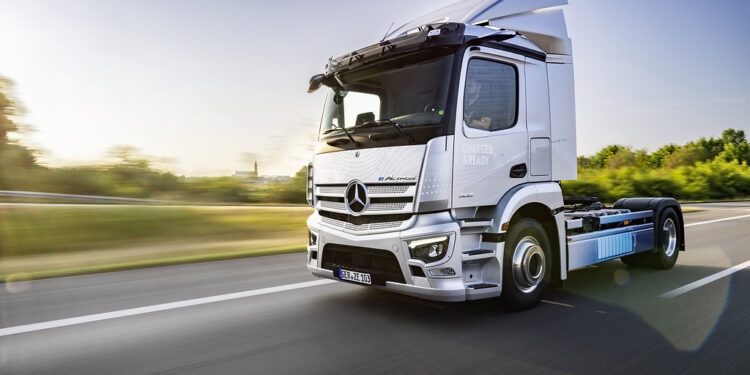 Το eActros 300 Tractor δοκιμάζεται από την Γερμανία στην Τουρκία