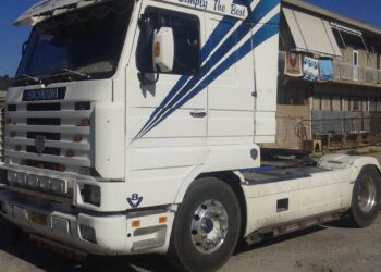 TAKHΣ ΓΑΛΑΝΟΠΟΥΛΟΣ, Αυτοκινητιστής: “Εχουμε υπερπληθυσμό σε φορτηγά!”