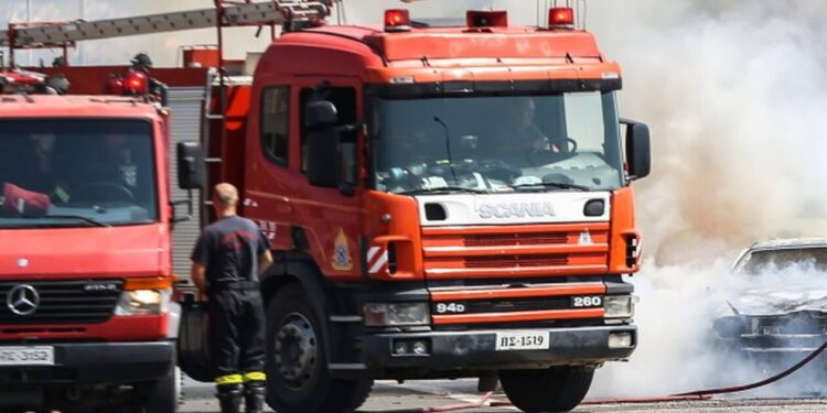 Βυτιοφόρο έπιασε φωτιά στο 45ο χλμ της εθνικής οδού Αθηνών – Κορίνθου