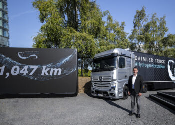 Ένα Mercedes-Benz GenH2 κάλυψε μια απόσταση 1.047 χλμ με υδρογόνο!