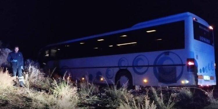Θρίλερ στην Αρκαδία: Οδηγός ΚΤΕΛ έπαθε ανακοπή και σταμάτησε το λεωφορείο στην άκρη του γκρεμού!