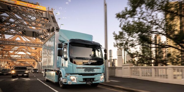 Η Volvo, τα αναβαθμισμένα ηλεκτρικά φορτηγά και πότε βγαίνουν στους δρόμους