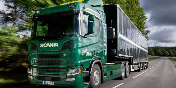 Scania: Φορτηγά με φωτοβολταϊκά! (+vid)