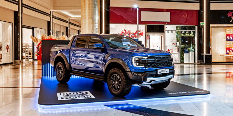 Το Ford Ranger Raptor προσελκύει όλα τα βλέμματα στο «Golden Hall»