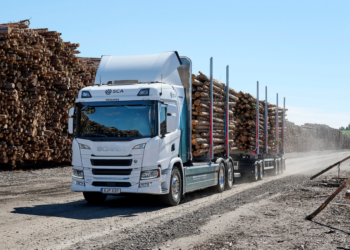 Κάνει τζιζ! Το ηλεκτρικό SCANIA που μεταφέρει 70 τόνους ( video)