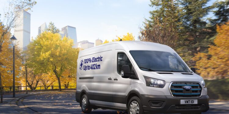 FORD E-TRANSIT/ Όταν η αυτονομία εκτοξεύεται για πολλά, πολλά δρομολόγια!