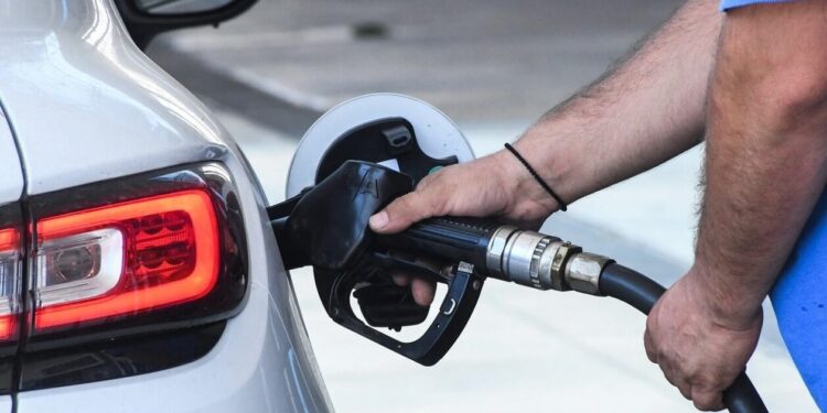 Πετάει η τιμή της αμόλυβδης!