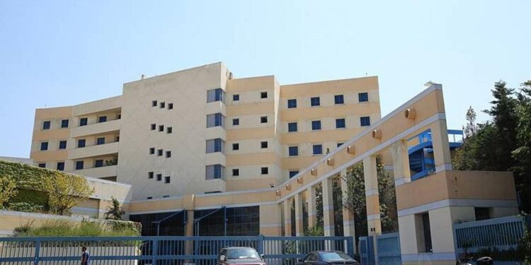 Οι διαφωνούντες και το …Μπαϊράκι