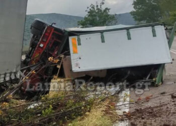 Σκοτώθηκε οδηγός νταλίκας στην Ελασσόνα