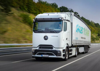 Το Mercedes-Benz eActros 600 ανακηρύχθηκε Διεθνές Φορτηγό της Χρονιάς (IToY) 2025
