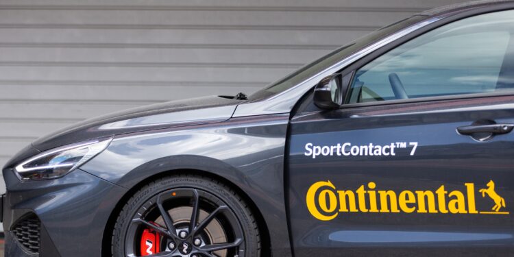 To Continental SportContact 7 κατακτά την κορυφή  στις δοκιμές θερινών ελαστικών του Auto Bild Sportscars