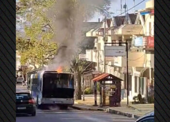 Μπουρλότο σε δύο λεωφορεία μέσα σε 48 ώρες
