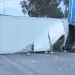 Νταλίκα ανατράπηκε τα ξημερώματα στη Λεωφόρο Αθηνών