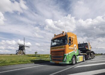 Η Volvo φτάνει σε σημαντικό ορόσημο με 5.000 ηλεκτρικά φορτηγά παγκοσμίως