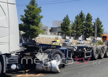 Σοβαρό ατύχημα με νταλίκα στα Μέγαρα