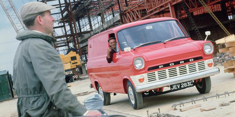 Ford Transit: Η εξέλιξη και η ιστορία ενός θρυλικού μοντέλου (Μέρος 1ο: 1965 – 2005)