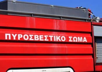 Θεσσαλονίκη: Έκλεψαν μπαταρίες και καλώδια από πυροσβεστικό όχημα