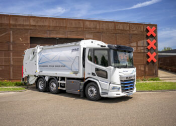 Με ηλεκτρικά φορτηγά το Αμστερνταμ