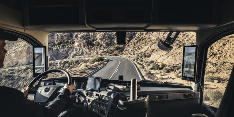 Αναβαθμισμένο Σύστημα Επαγρύπνησης Οδηγού: Νέο επίπεδο ασφάλειας από τη Volvo Trucks