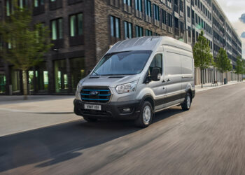 Το αμιγώς ηλεκτρικό E-Transit της Ford Pro ετοιμοπαράδοτο στις εκθέσεις των Επίσημων Εμπόρων Ford στην Ελλάδα