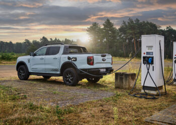 Ford Ranger: Η δύναμη της επιλογής – Ντίζελ ή PHEV;